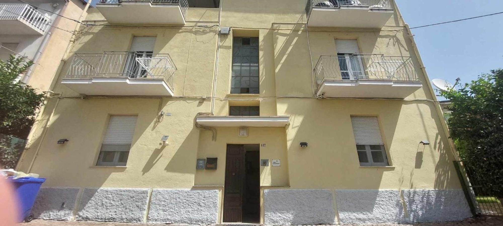 Barnet House Lamezia Apartment Lamezia Terme Exterior foto