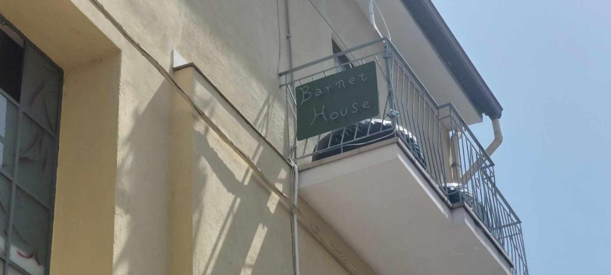 Barnet House Lamezia Apartment Lamezia Terme Exterior foto